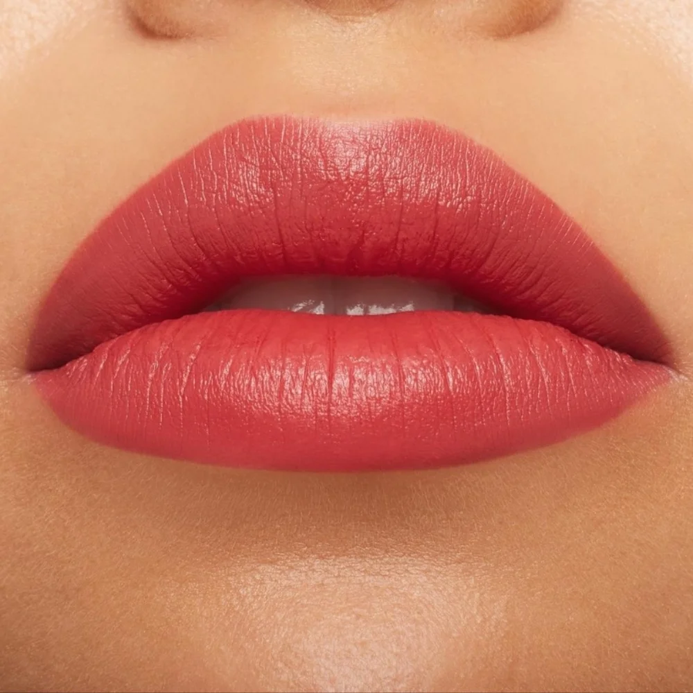 MAC Cosmetics silky matte